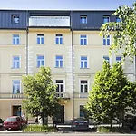 Grey Kosciuszko Apartment Krakow