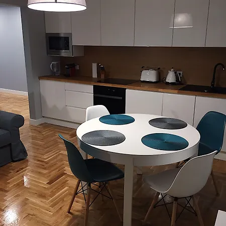 Grey Kosciuszko 公寓