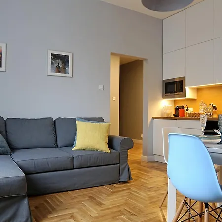 Grey Kosciuszko Apartment *