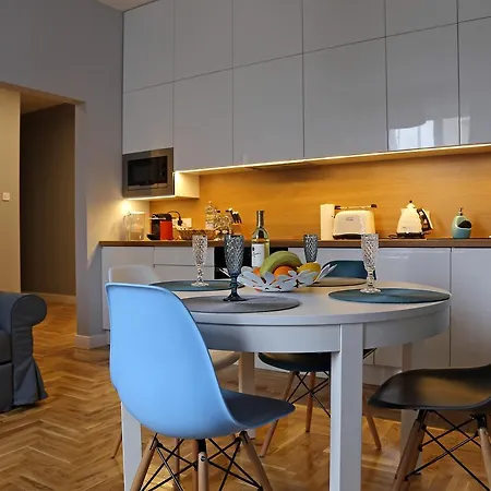 Grey Kosciuszko * Cracovia