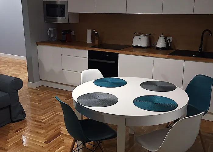 Grey Kosciuszko Apartment