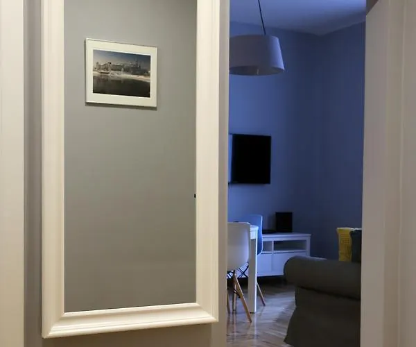 Grey Kosciuszko Apartment