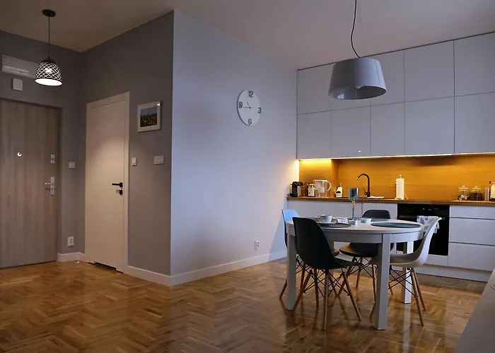 Grey Kosciuszko Apartment *